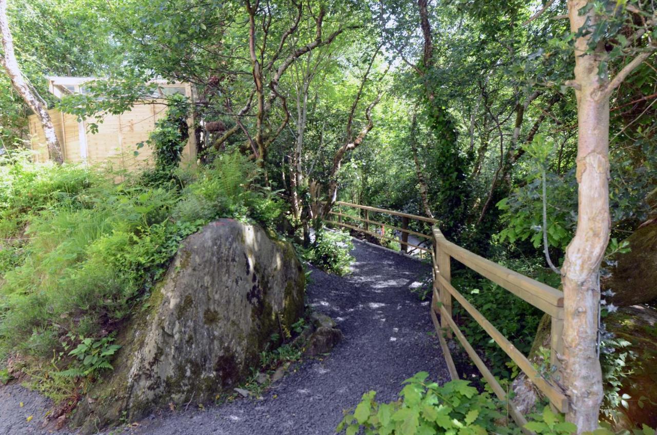 Tawny Lodge Westport Exterior foto
